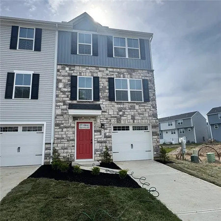 $2,200 | 4028 Hemlock Court, Huber Heights, OH 45424