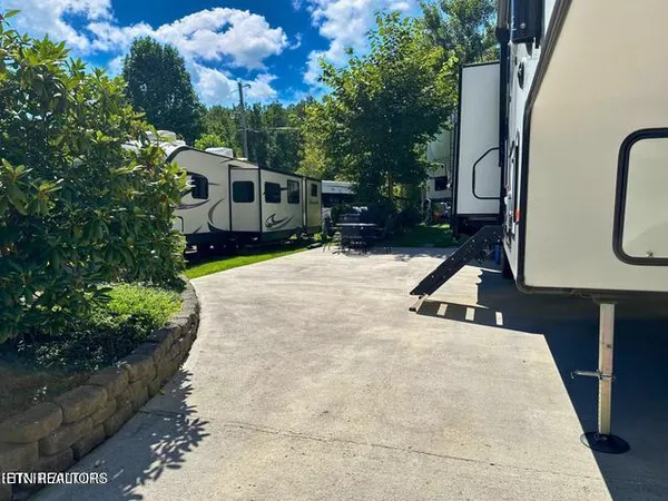 $150,000 | Lot 94 Highway 73 Townsend Tn 37882, Townsend, TN 37882