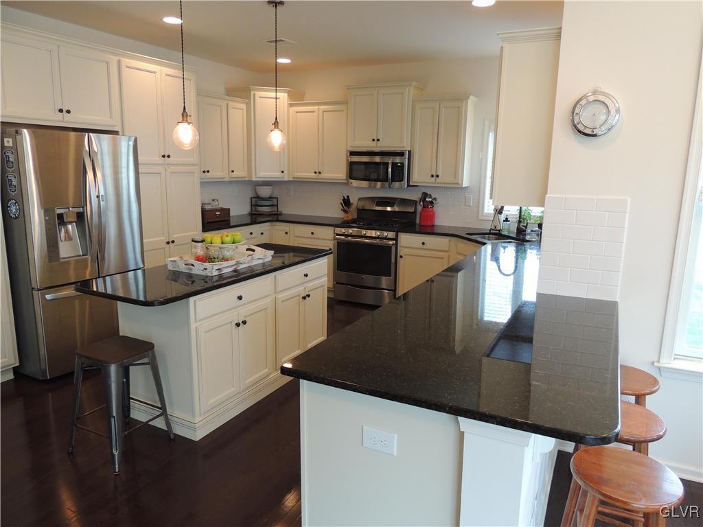2704 Monacacy Road, Unit 229 Nazareth, PA 18064 - Photo 5 of 28 Gallery Image 5
