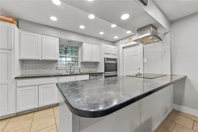 $359,900 | 1129 Alexandria Drive, Corpus Christi, TX 78412