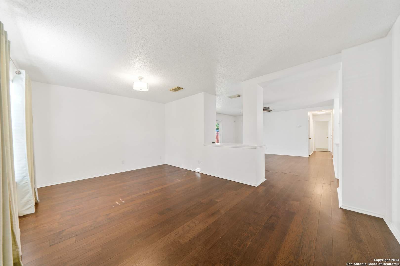 6820 Flatstone Pass Converse, TX 78109 - Photo 5 of 26