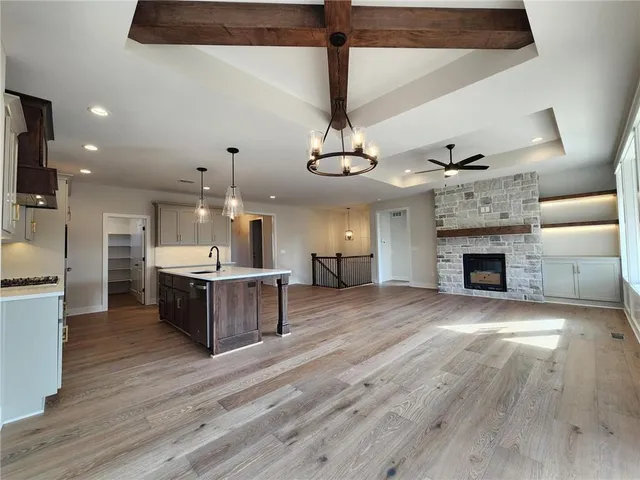 $638,980 | 11544 North Olathe View Road, Olathe, KS 66061