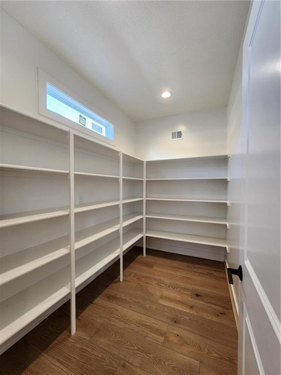 11544 North Olathe View Road Olathe, KS 66061 - Photo 7 of 49