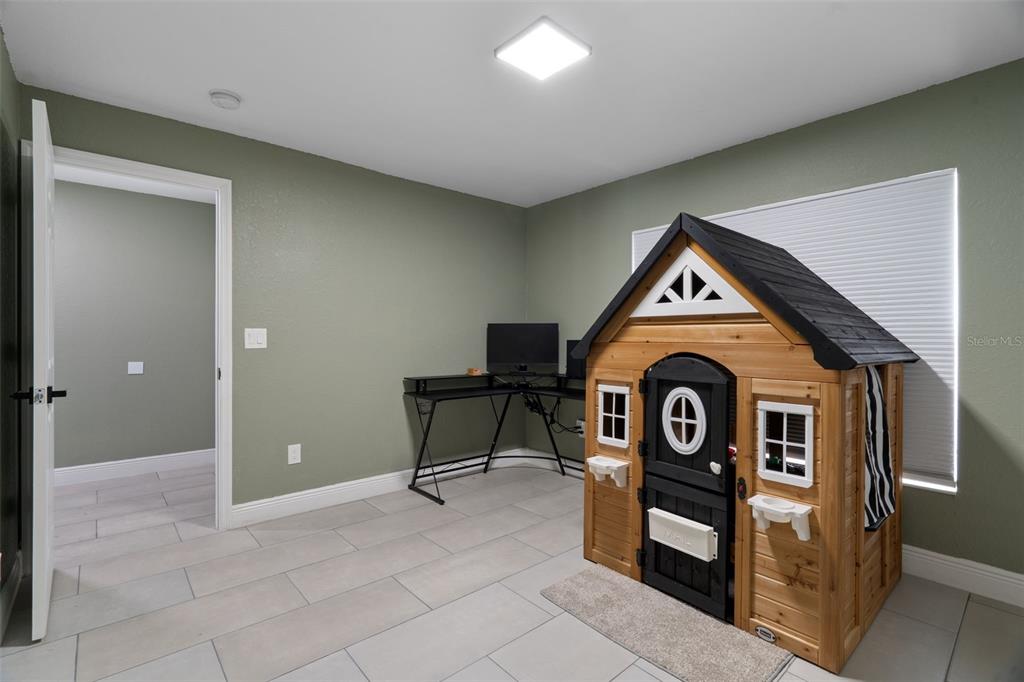 5106 Pacific Avenue Spring Hill, FL 34606 - Photo 16 of 23 a view of washer and dryer