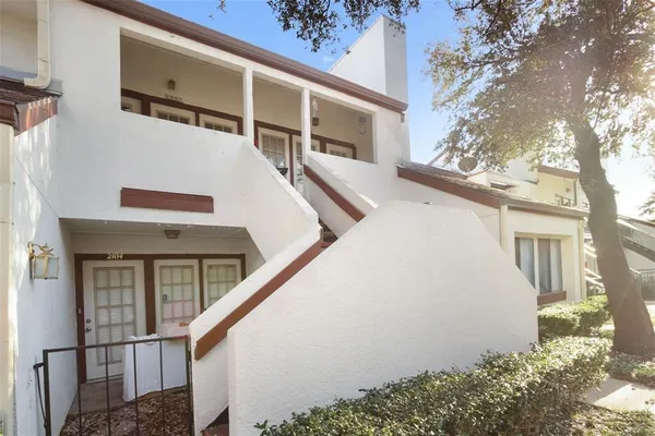 $1,350 | 13215 Emily Road, Unit 2207, Dallas, TX 75240