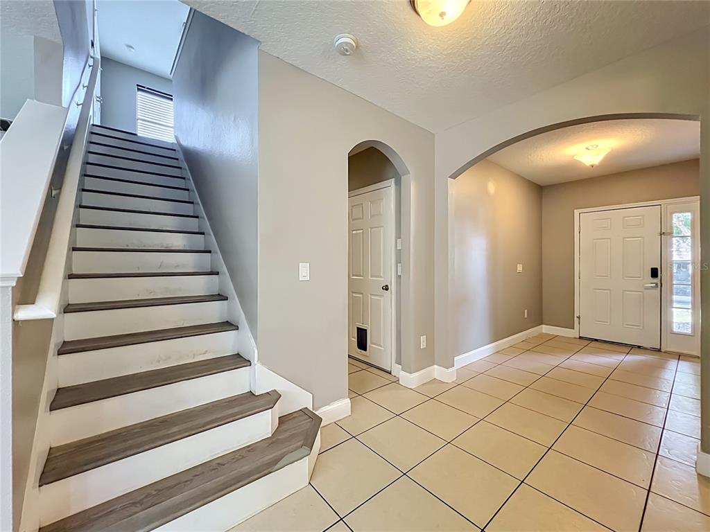 10672 Cabbage Tree Loop Orlando, FL 32825 - Photo 19 of 86