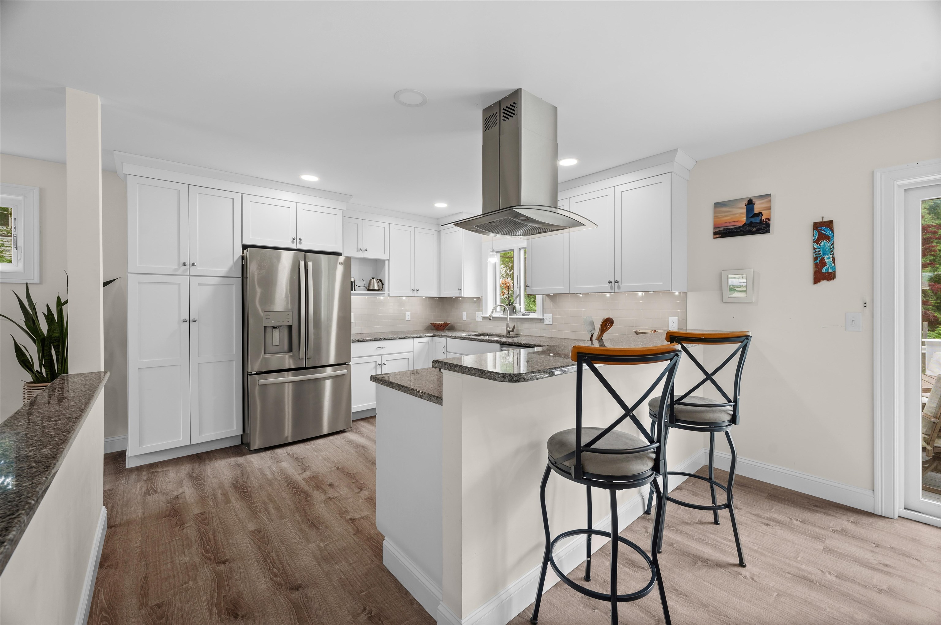 7 Hampton Road, Unit 2 Exeter, NH 03833 - Photo 8 of 31