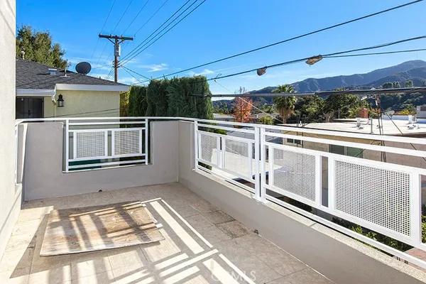 $3,999 | 3240 Montrose Avenue, La Crescenta, CA 91214