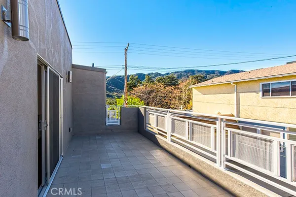 $3,999 | 3240 Montrose Avenue, La Crescenta, CA 91214