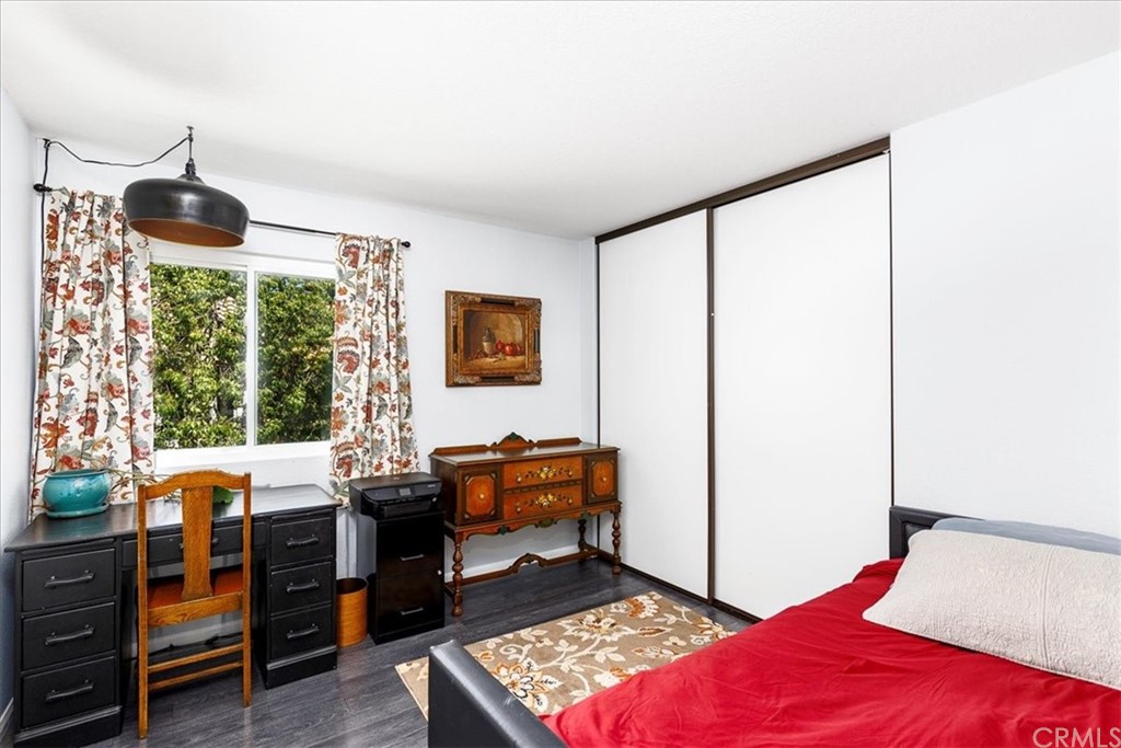 30152 Corte Carrizo Temecula, CA 92591 - Photo 19 of 45 a bedroom with furniture and window