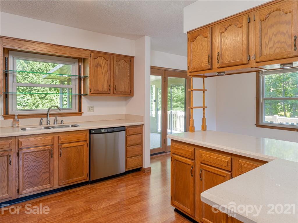99 High Country Road Weaverville, NC 28787 - Photo 13 of 37 Gallery Image 13