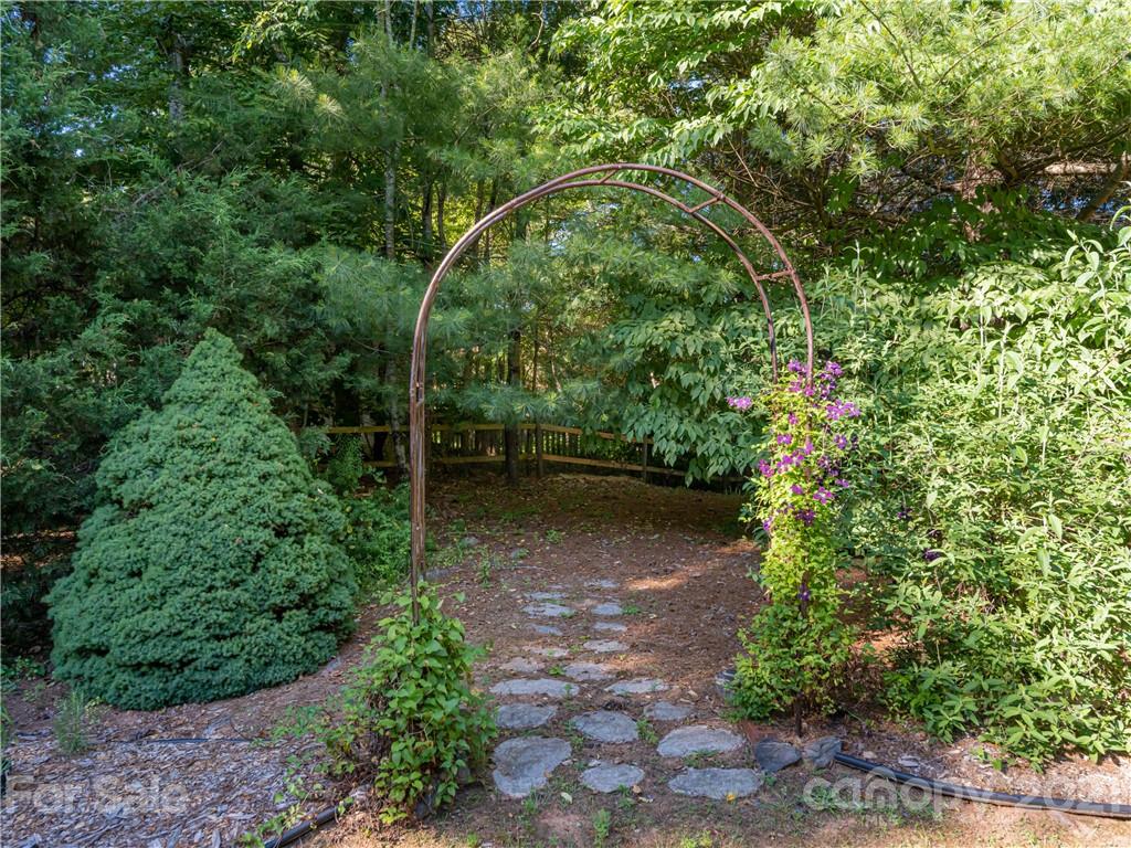 99 High Country Road Weaverville, NC 28787 - Photo 30 of 37 Gallery Image 30