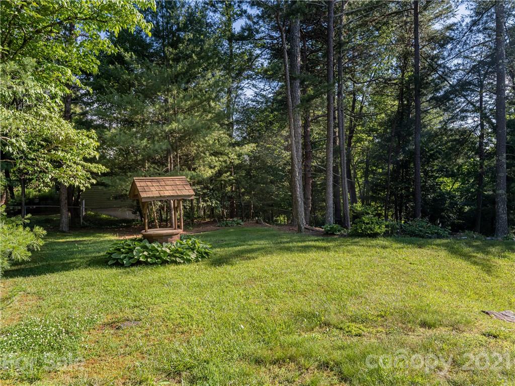 99 High Country Road Weaverville, NC 28787 - Photo 33 of 37 Gallery Image 33