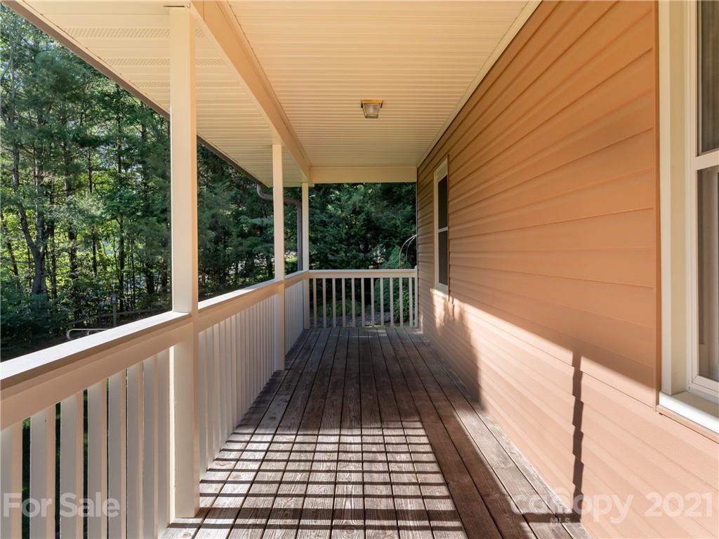 99 High Country Road Weaverville, NC 28787 - Photo 5 of 37 Gallery Image 5