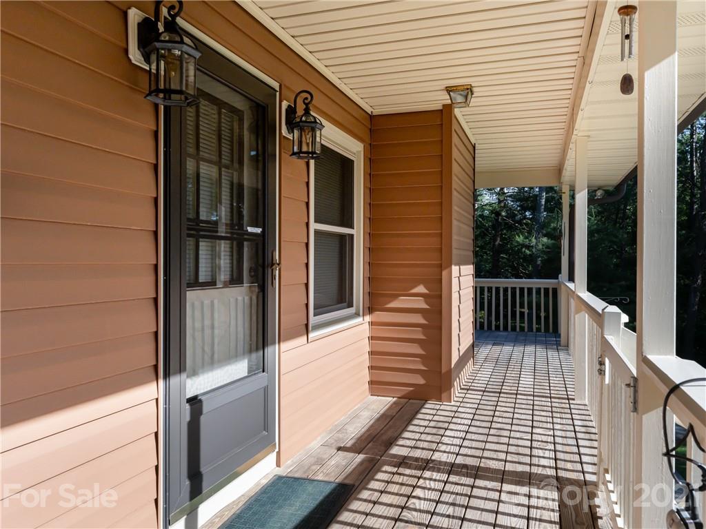 99 High Country Road Weaverville, NC 28787 - Photo 6 of 37 Gallery Image 6