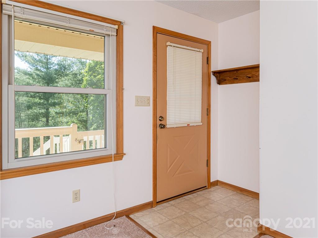 99 High Country Road Weaverville, NC 28787 - Photo 7 of 37 Gallery Image 7
