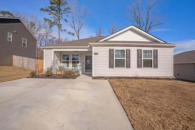 $239,900 | 78 Lake Terrace Circle, LaFayette, GA 30728