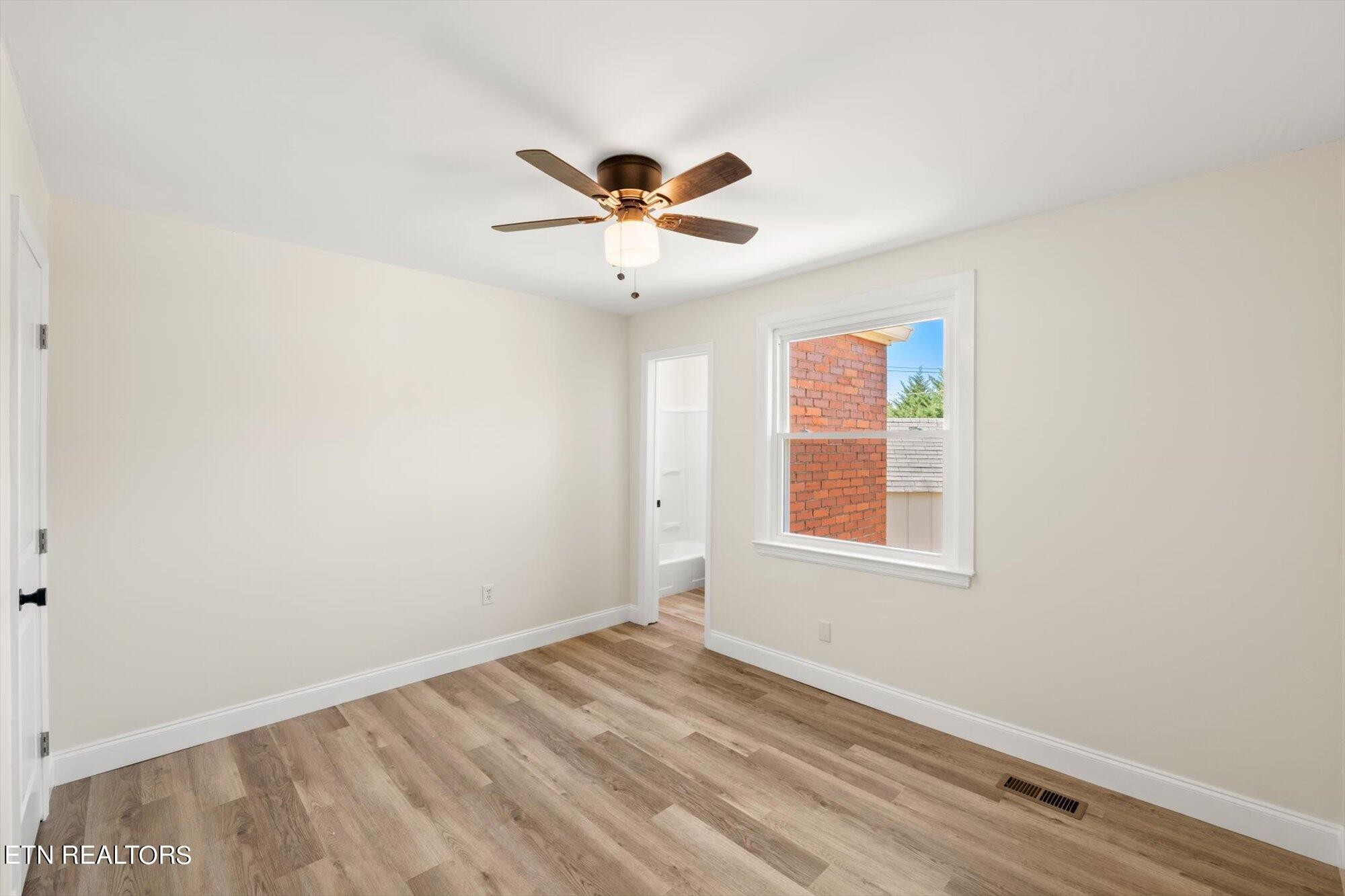 888 East Hunt Road Alcoa, TN 37701 - Photo 13 of 21 Gallery Image 13