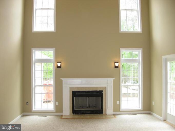 7217 Calamo Street Springfield, VA 22150 - Photo 2 of 17 Family Room