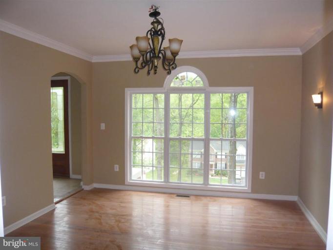 7217 Calamo Street Springfield, VA 22150 - Photo 8 of 17 Dining Room