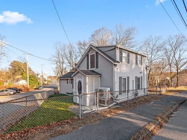$365,000 | 229 Sterling Street, Clinton, MA 01510