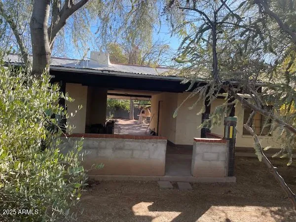 $945,000 | 4741 East Oak Street, Phoenix, AZ 85008