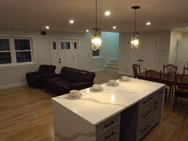 $649,900 | 270 South Main Street, Hopedale, MA 01747