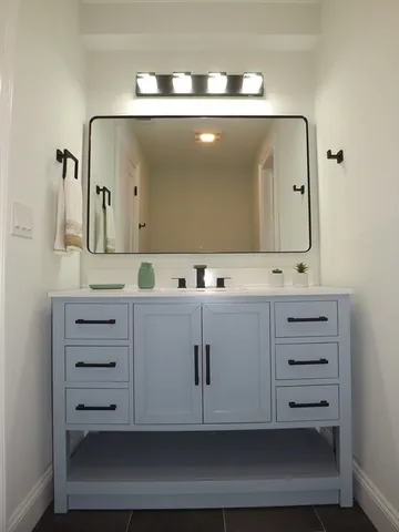 $649,900 | 270 South Main Street, Hopedale, MA 01747