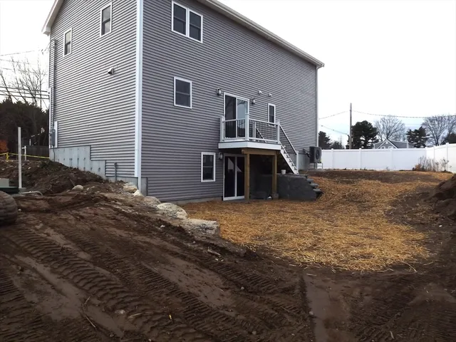 $649,900 | 270 South Main Street, Hopedale, MA 01747