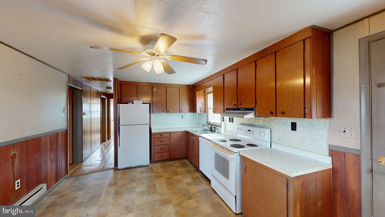 150 Hannas Road Romney, WV 26757 - Photo 7 of 37