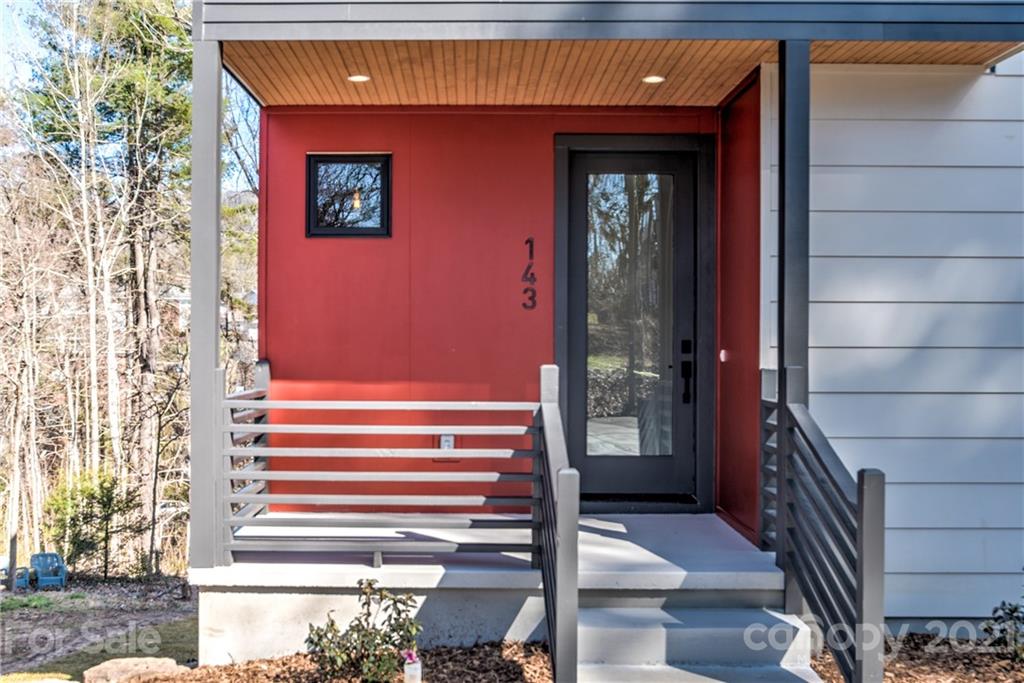 143 Chatham Road Asheville, NC 28804 - Photo 2 of 37 Gallery Image 2