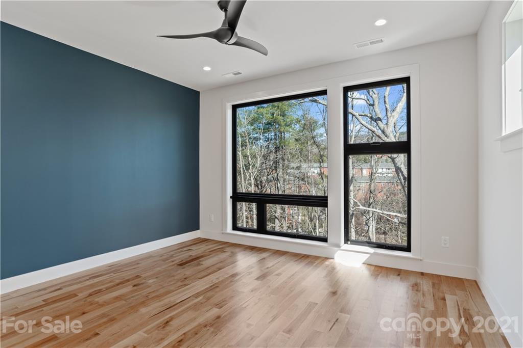 143 Chatham Road Asheville, NC 28804 - Photo 20 of 37 Gallery Image 20