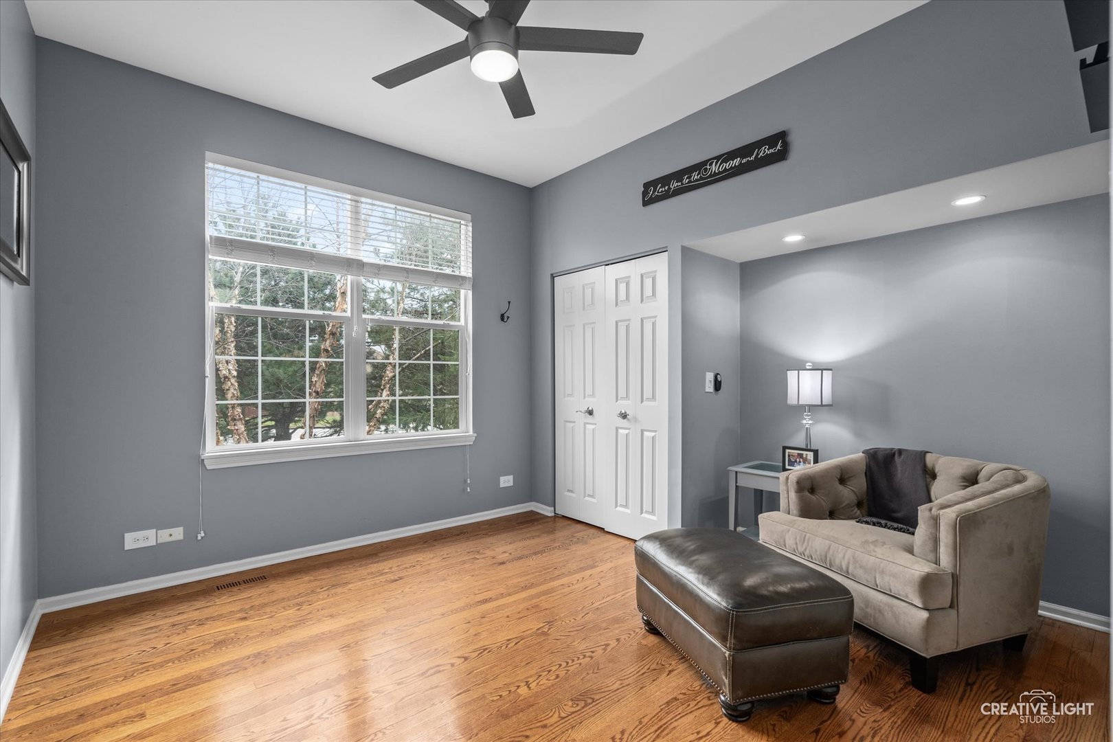 394 Broadmoor Lane Bartlett, IL 60103 - Photo 12 of 18 a living room with furniture and a large window