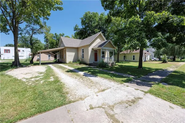 $90,000 | 330 North 13th Street, Fredonia, KS 66736