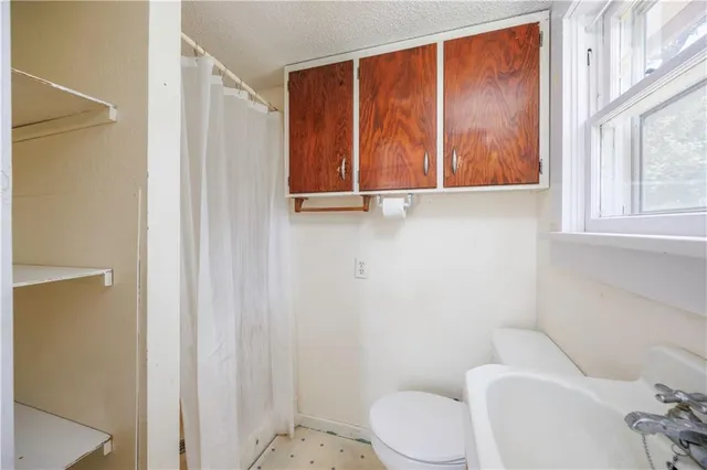 $89,000 | 330 North 13th Street, Fredonia, KS 66736