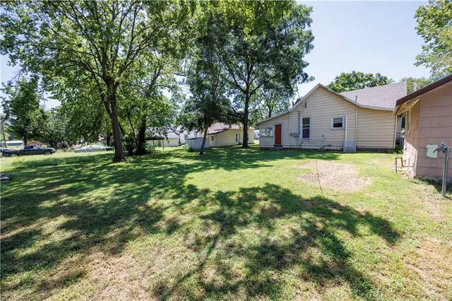 $89,000 | 330 North 13th Street, Fredonia, KS 66736