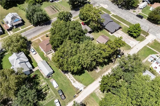 $89,000 | 330 North 13th Street, Fredonia, KS 66736