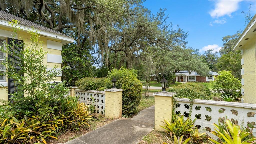 1237 Cardinal Lane DeLand, FL 32720 - Photo 6 of 83