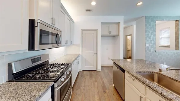 $2,850 | 4027 Snow Goose Trail, Arlington, TX 76005