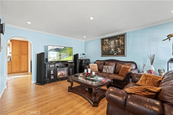 $550,000 | 18958 Sherman Way, Unit 19, Reseda, CA 91335