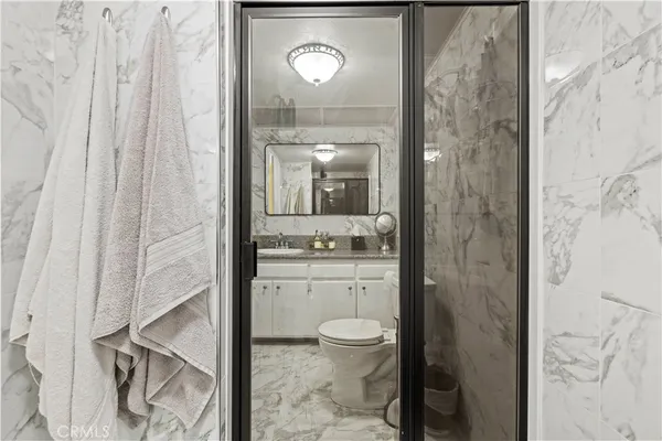 $550,000 | 18958 Sherman Way, Unit 19, Reseda, CA 91335