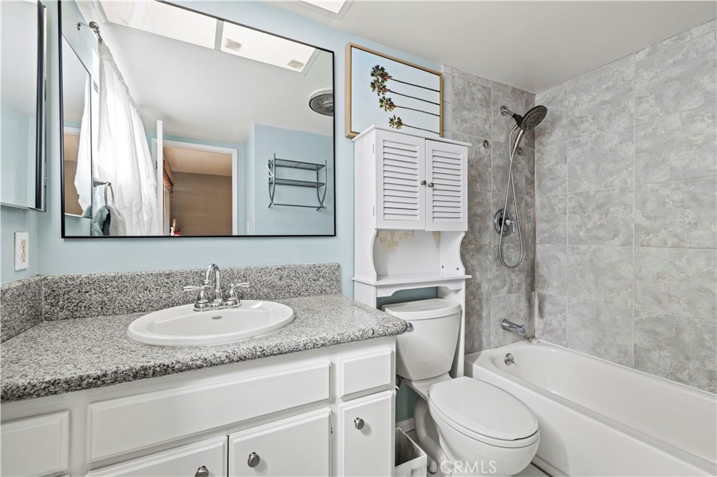 18958 Sherman Way, Unit 19 Reseda, CA 91335 - Photo 23 of 31