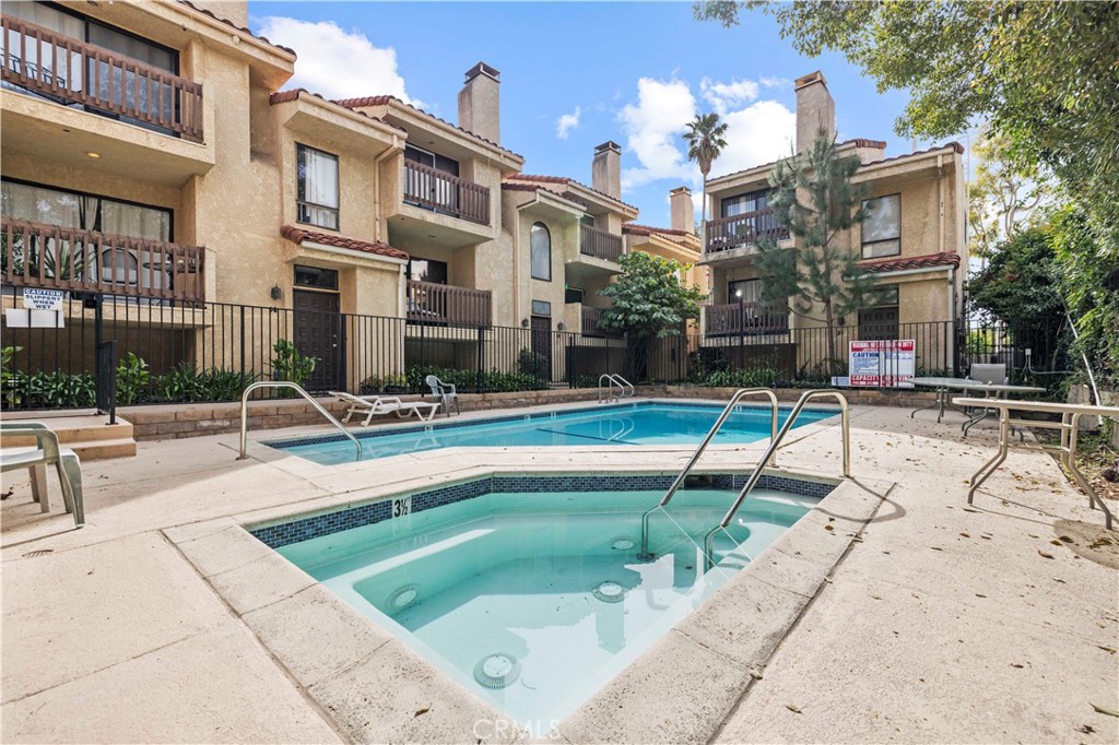 18958 Sherman Way, Unit 19 Reseda, CA 91335 - Photo 29 of 31