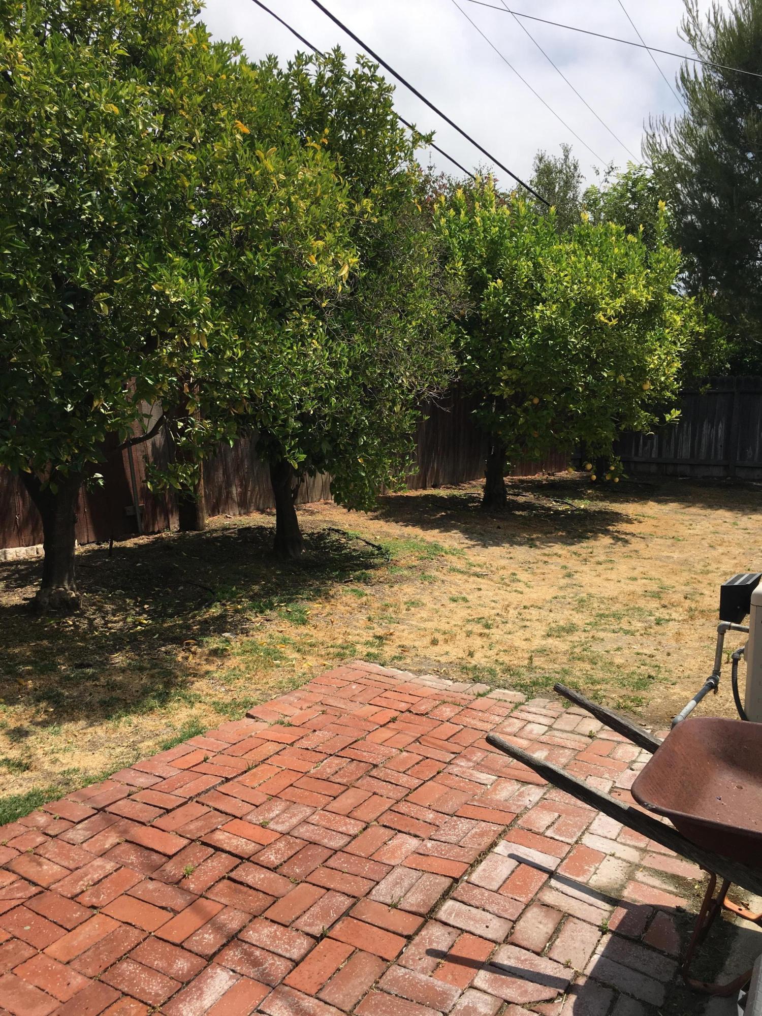 1065 Warwick Avenue Thousand Oaks, CA 91360 - Photo 15 of 15 a view of a ocean view