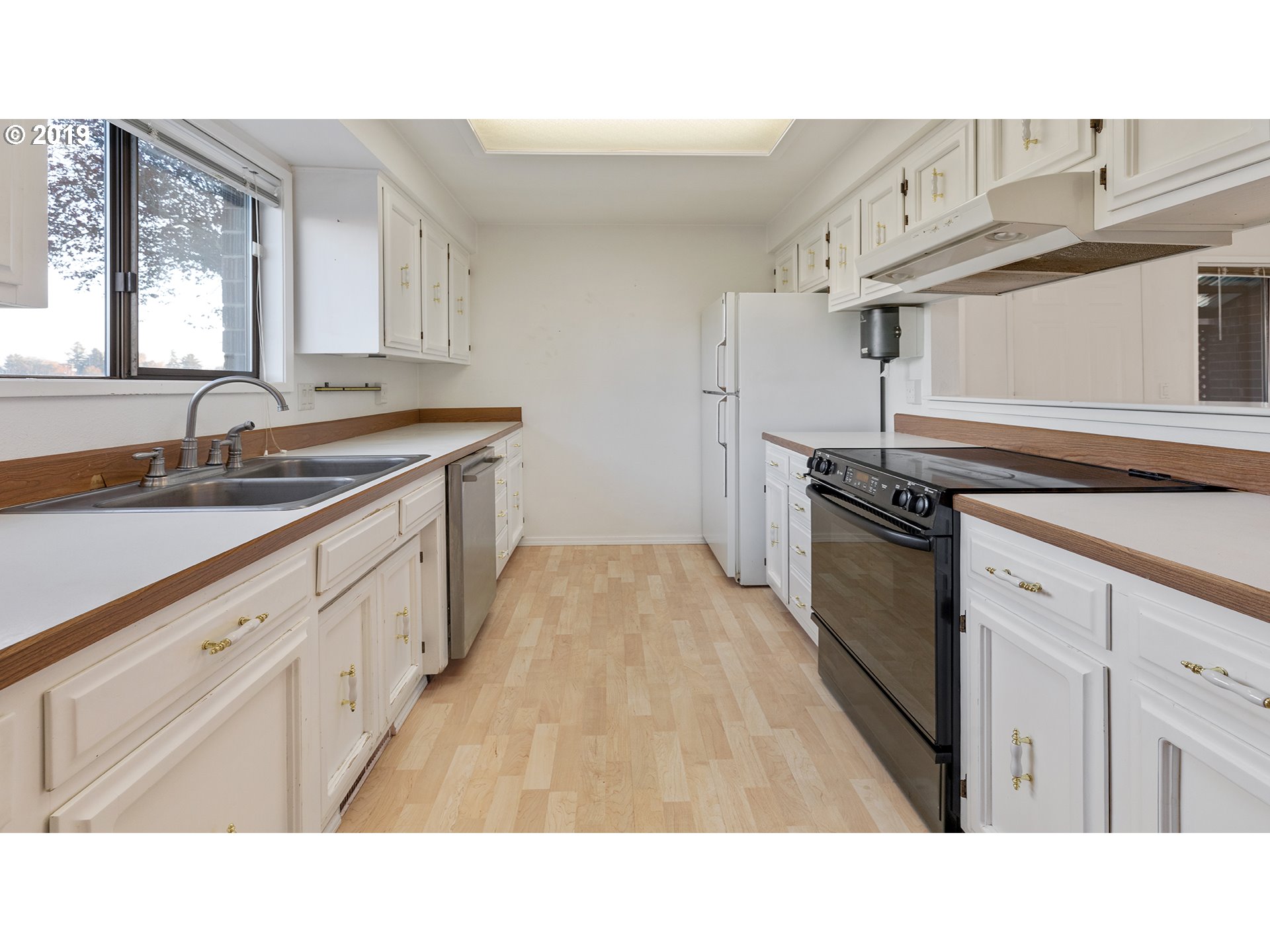 3244 Pacific Place Southwest, Unit A Albany, OR 97321 - Photo 11 of 28 Gallery Image 11