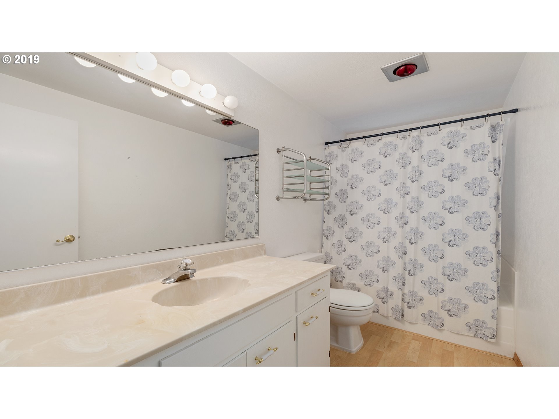 3244 Pacific Place Southwest, Unit A Albany, OR 97321 - Photo 12 of 28 Gallery Image 12