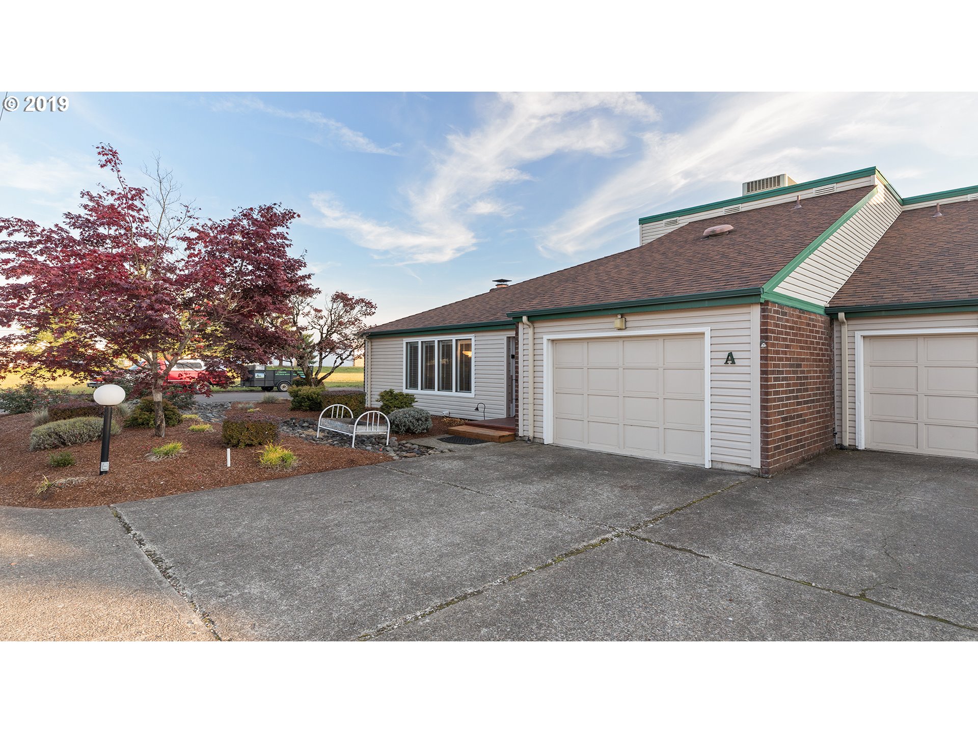 3244 Pacific Place Southwest, Unit A Albany, OR 97321 - Photo 3 of 28 Gallery Image 3