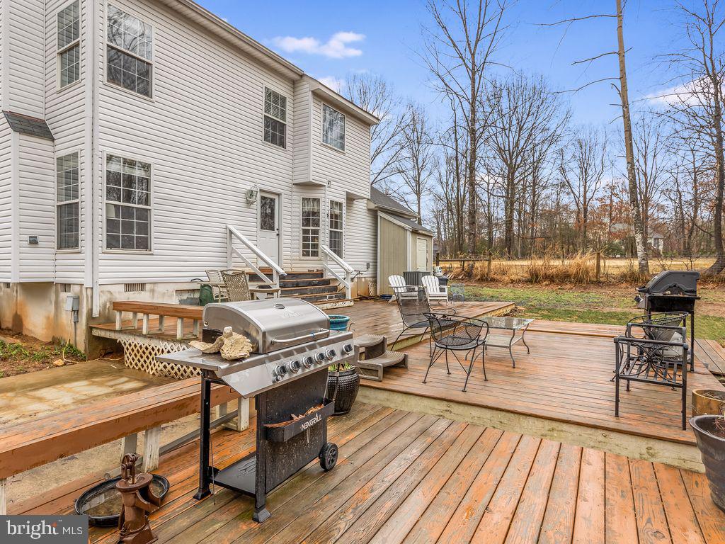 28328 Walnut Ridge Way Rhoadesville, VA 22542 - Photo 15 of 16 Oversized Deck for Entertaining Outdoors