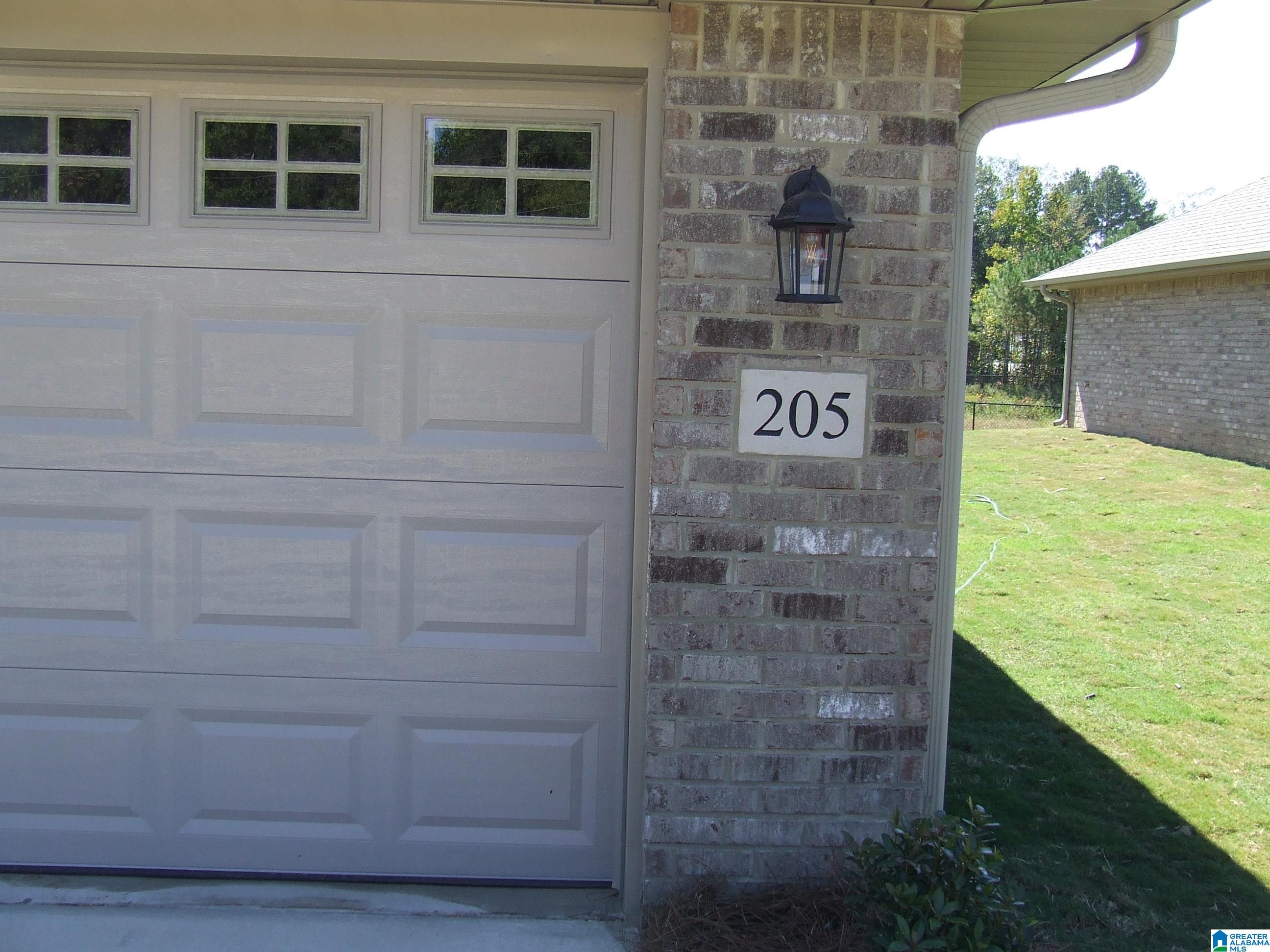 205 Dawsons Cv Drive Alabaster, AL 35007 - Photo 1 of 30