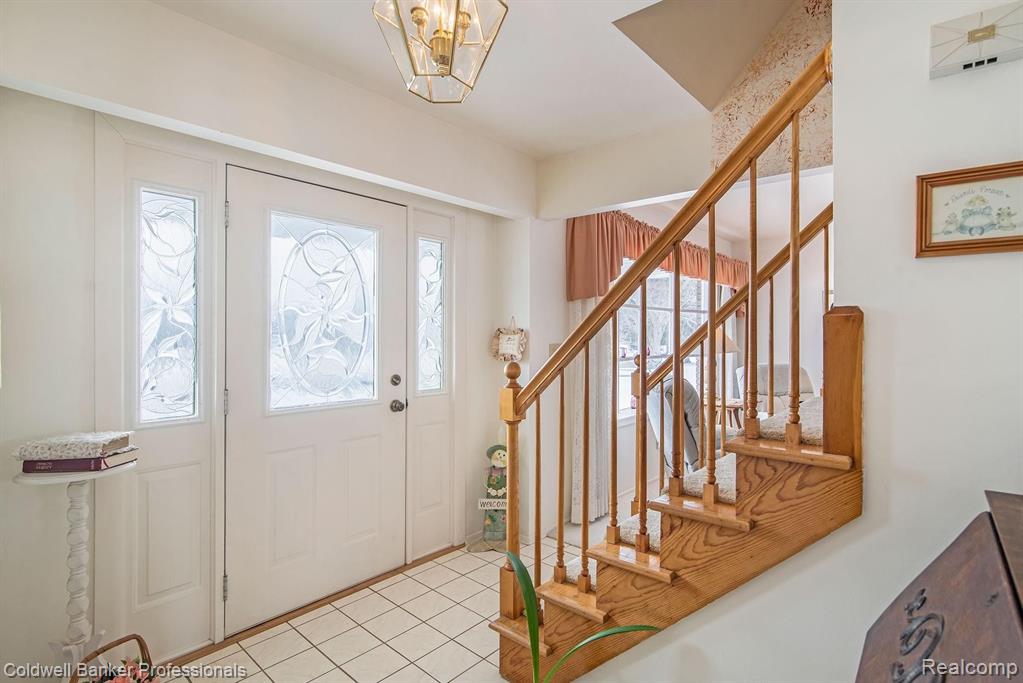 8270 West Stanley Road Flushing, MI 48433 - Photo 16 of 36